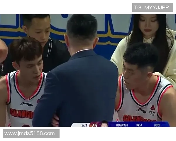 2016年CBA季后赛广东队与北京队激战回顾与精彩瞬间分析