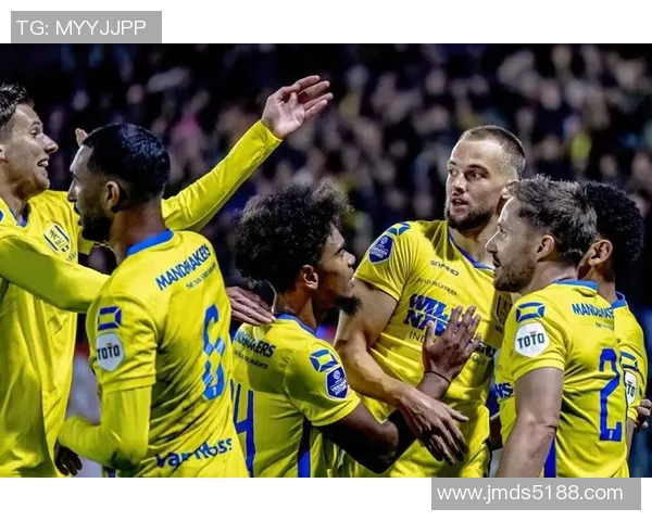 埃青年与瓦尔韦的激烈对决揭示了足球战术与团队合作的重要性 埃青年与瓦尔韦的激烈对决揭示了足球战术与团队合作的重要性